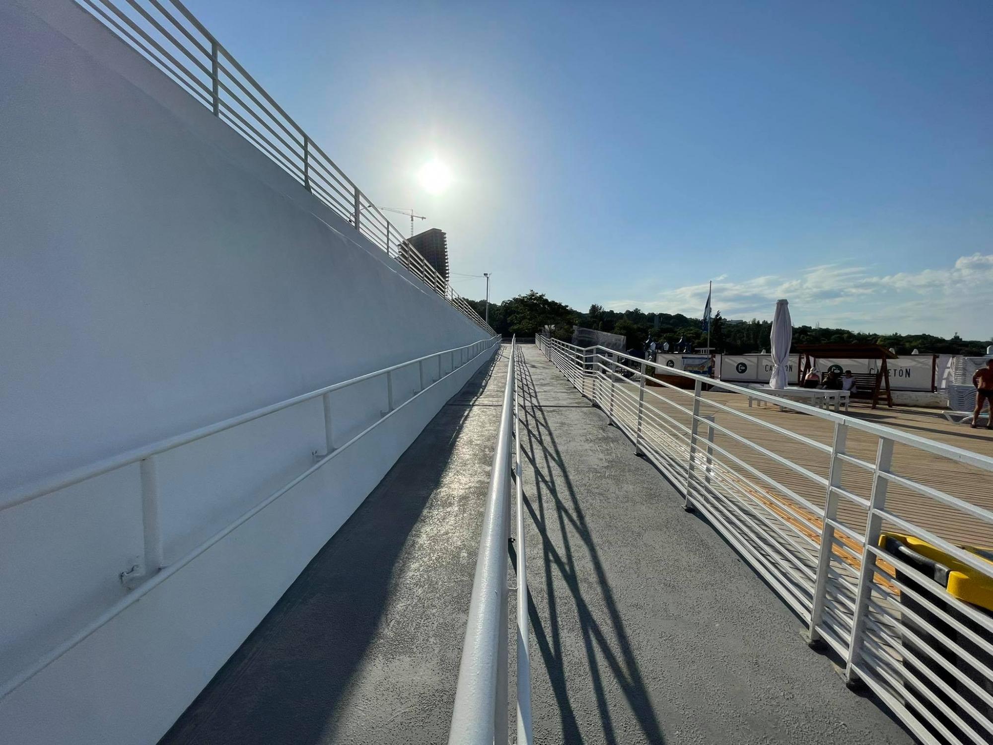 Свобода перемещения: возможен ли полноценный безбарьерный отдых на море в Украине